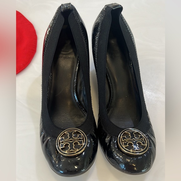 Tory Burch 7.5 shoes - Picture 2 of 2